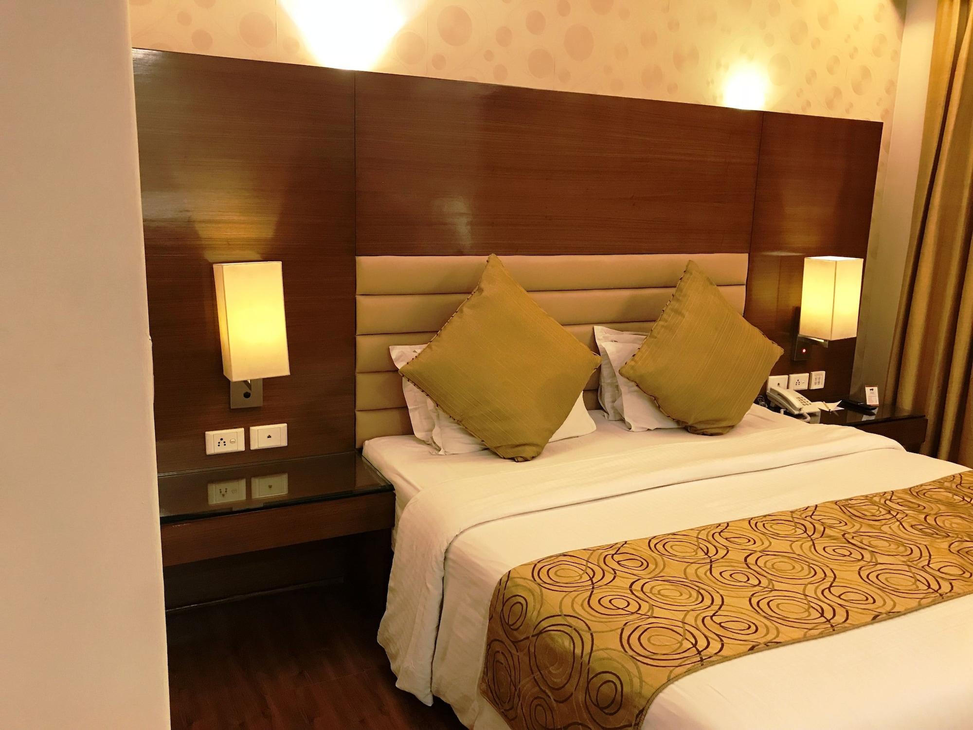 อินดัส บิซโนเทล Hotel นิวเดลี ภายนอก รูปภาพ